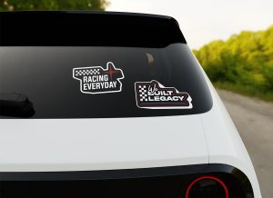 Naklejki na szybę samochodu